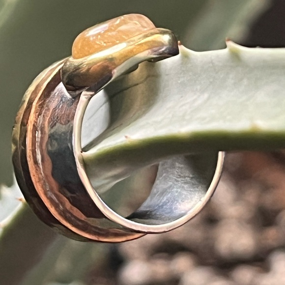 Silpada sterling, brass, and gold color ring with citrine colored stone. SZ 6. - Picture 6 of 7
